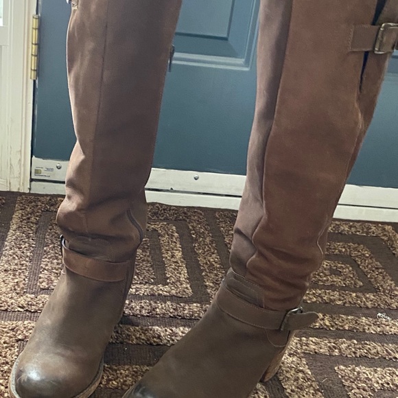 Steve Madden brown suede boots - Picture 6 of 6